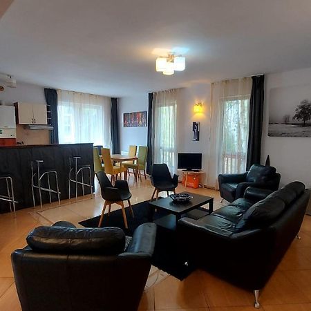 Apartament Roland Poiana Brasov Exteriör bild